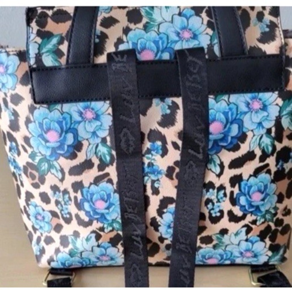 Luv Betsey by Betsey Johnson "Zooey" Ocelot Blue Flowers Flap Backpack - Picture 4 of 12